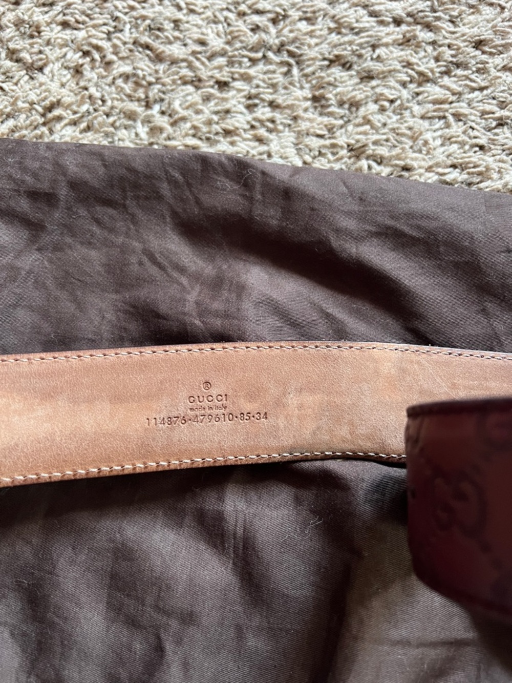 Gucci Burgundy Leather Belt with Double G Buckle - Picture 4 of 8